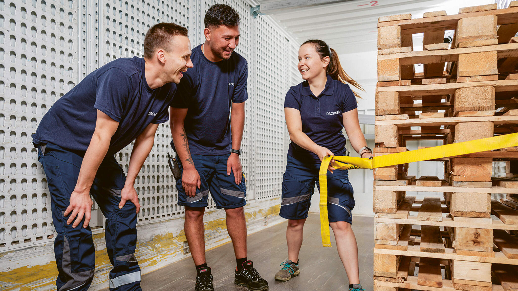 Vormachen und Anpacken gehören zum Job. Picture: Stefan Gergely